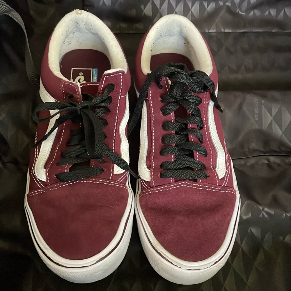 Used maroon vans